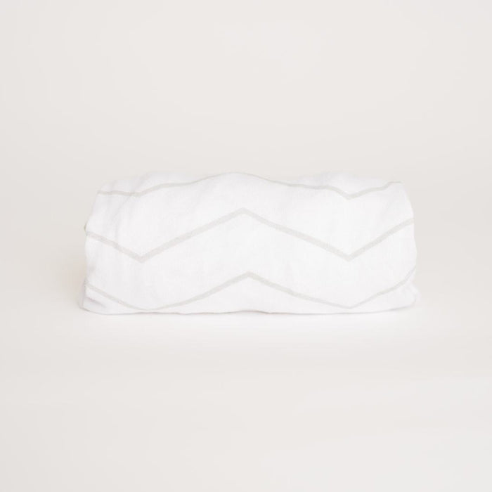 Nodnal Co Gray Zigzag Bassinet Sheet - Premium Baby Bedding & Essentials