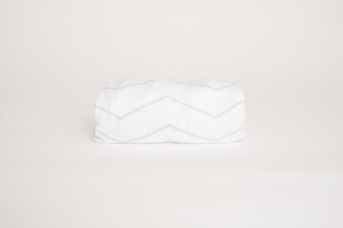 Nodnal Co Gray Zigzag Toddler Bed Sheet - Premium Baby Bedding & Essentials