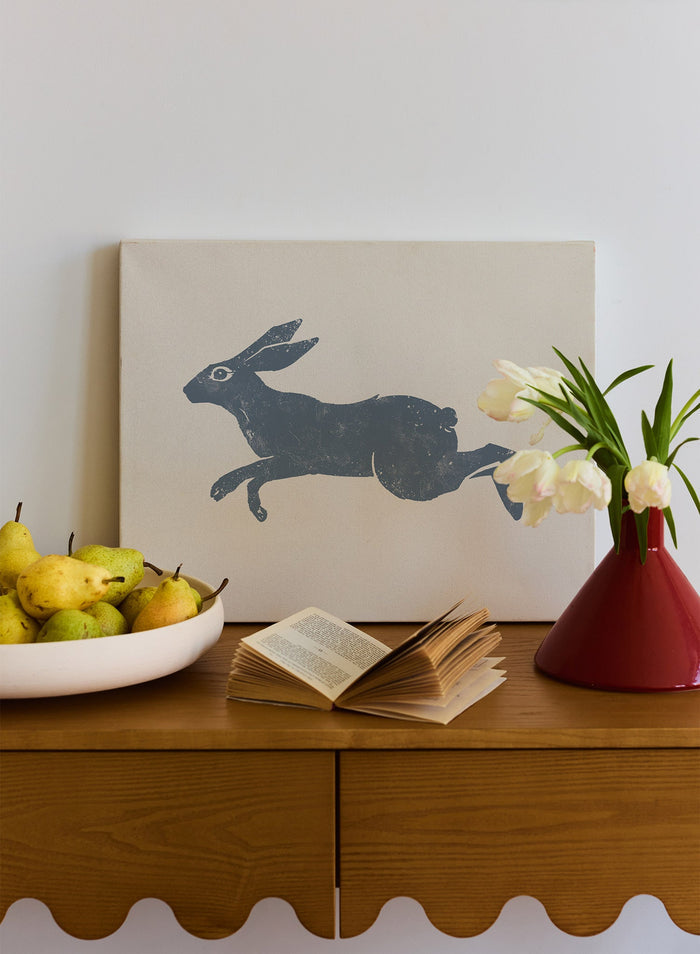 Hop To It, Canvas