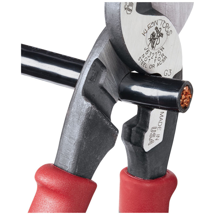 Klein Tools Journeyman™ J63225N  Journeyman™ High Leverage Cable Cutter with Stripping