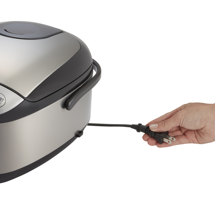 Built-in retractable power cord