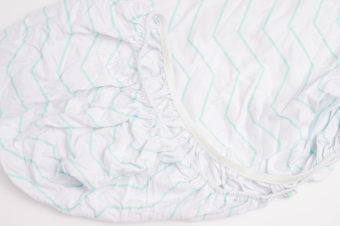 Nodnal Co Mint Zigzag Bassinet Sheet - Premium Baby Bedding & Essentials