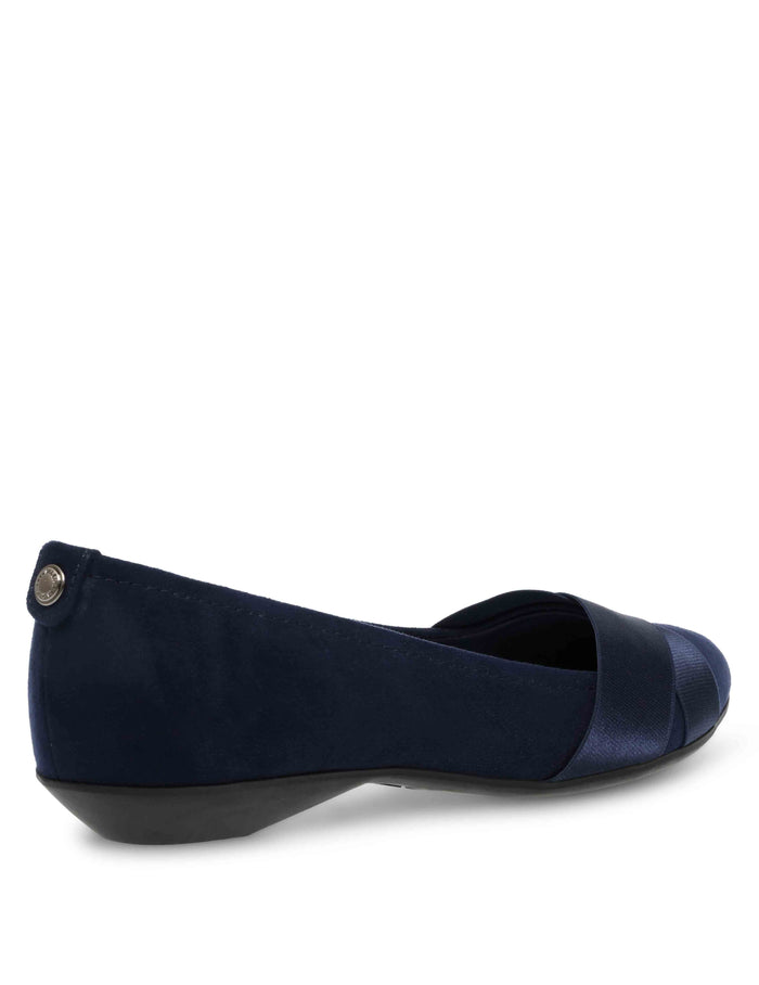 Anne Klein  Oalise Flat