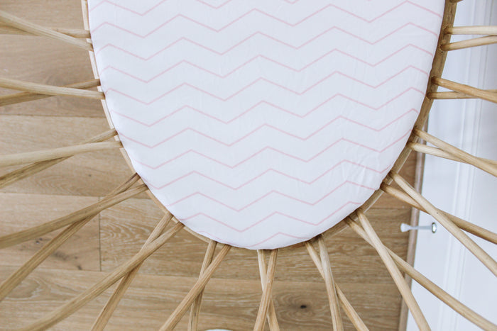 Nodnal Co Pink Zigzag Bassinet Sheet - Premium Baby Bedding & Essentials