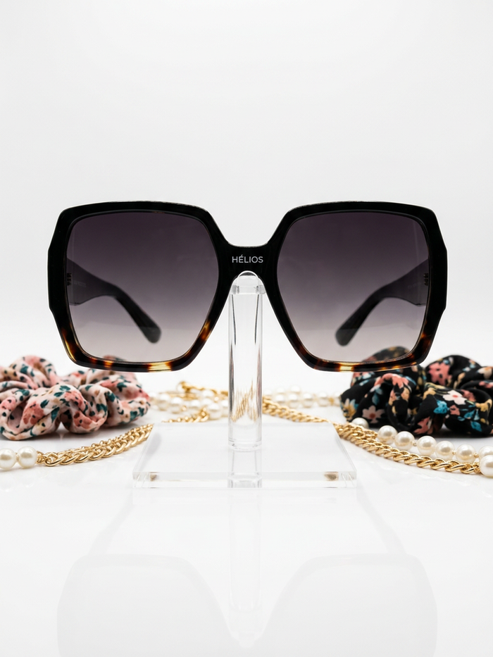 Stinger Shell Shades